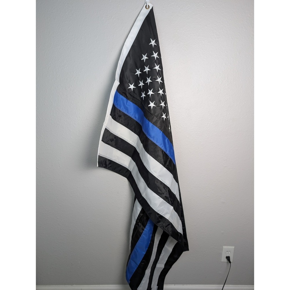 Blue Line Black And White American Flag Police Law Enforcement 35x60‎ large 338